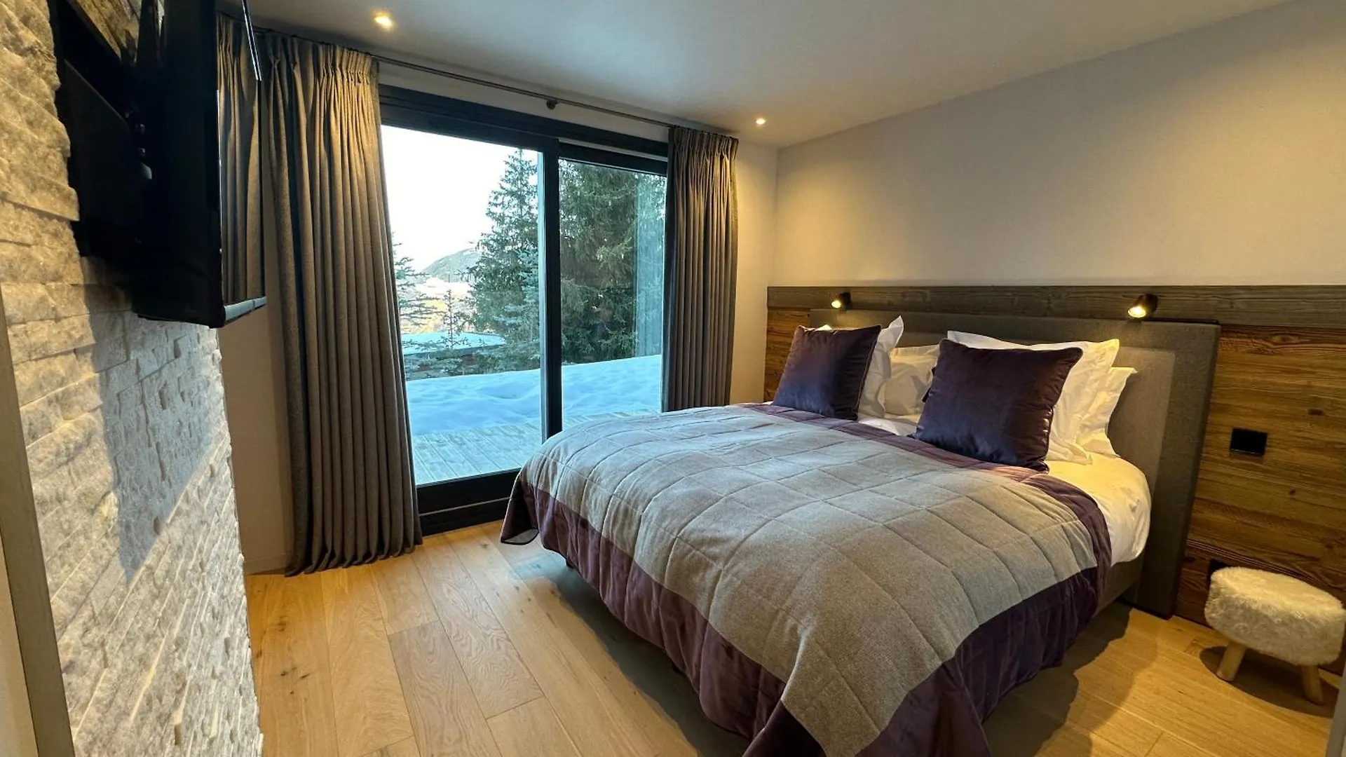 Courchevel Chalet Summit 5 Stars Villa