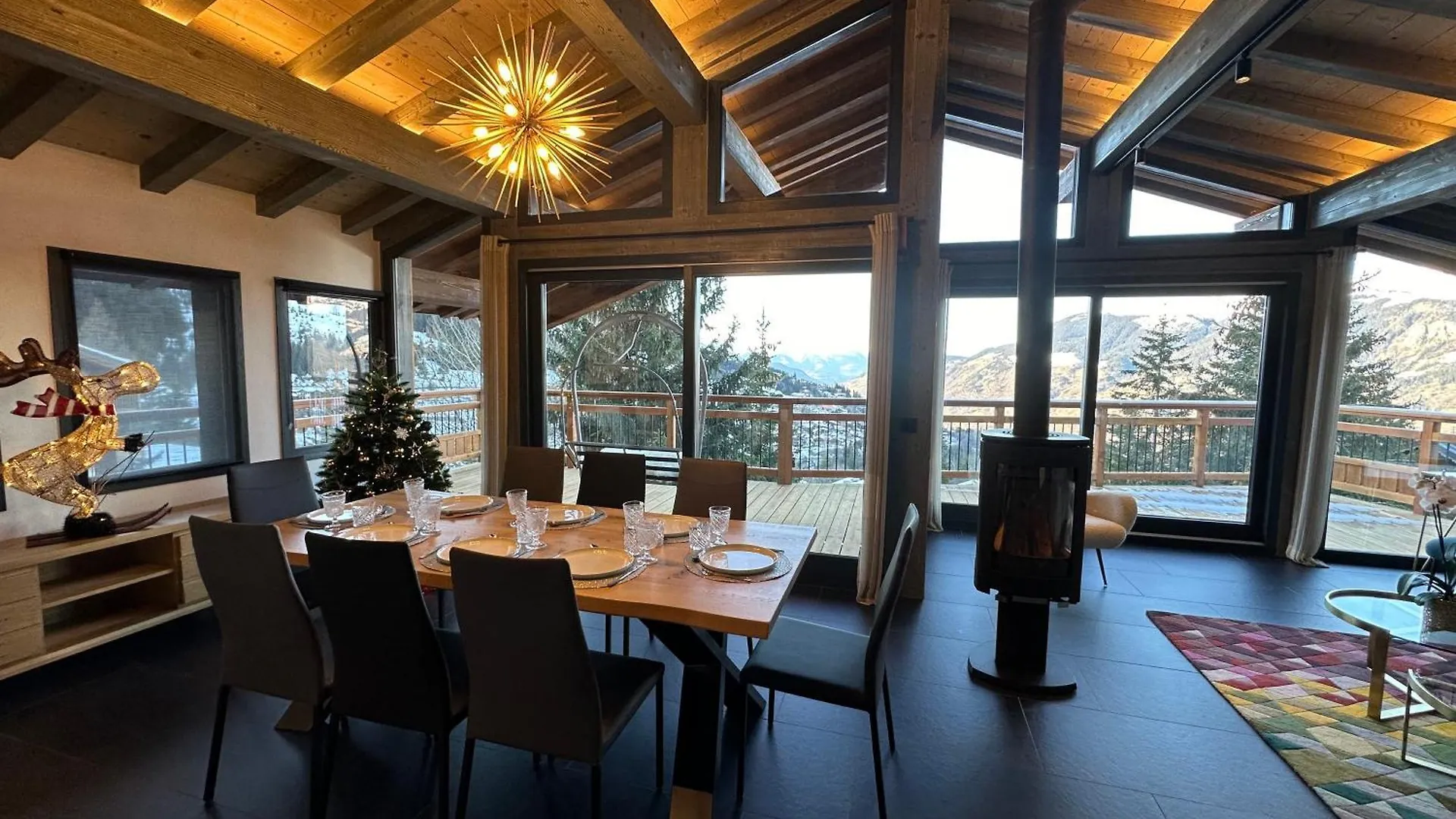 Courchevel Chalet Summit 5 Stars Villa 0*,  France